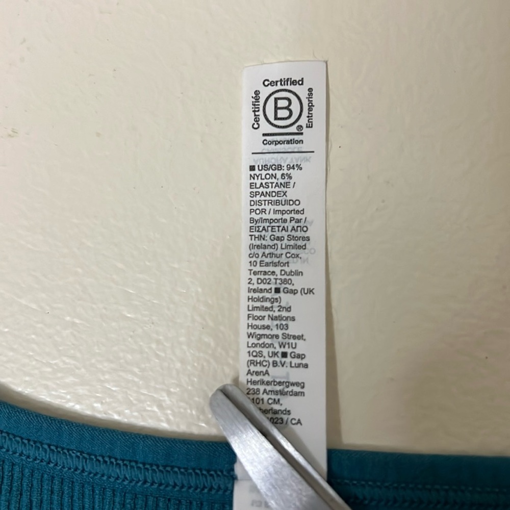 Athleta Aurora Double Lined Ribbed V-Neck Tank Top - Picture 6 of 8